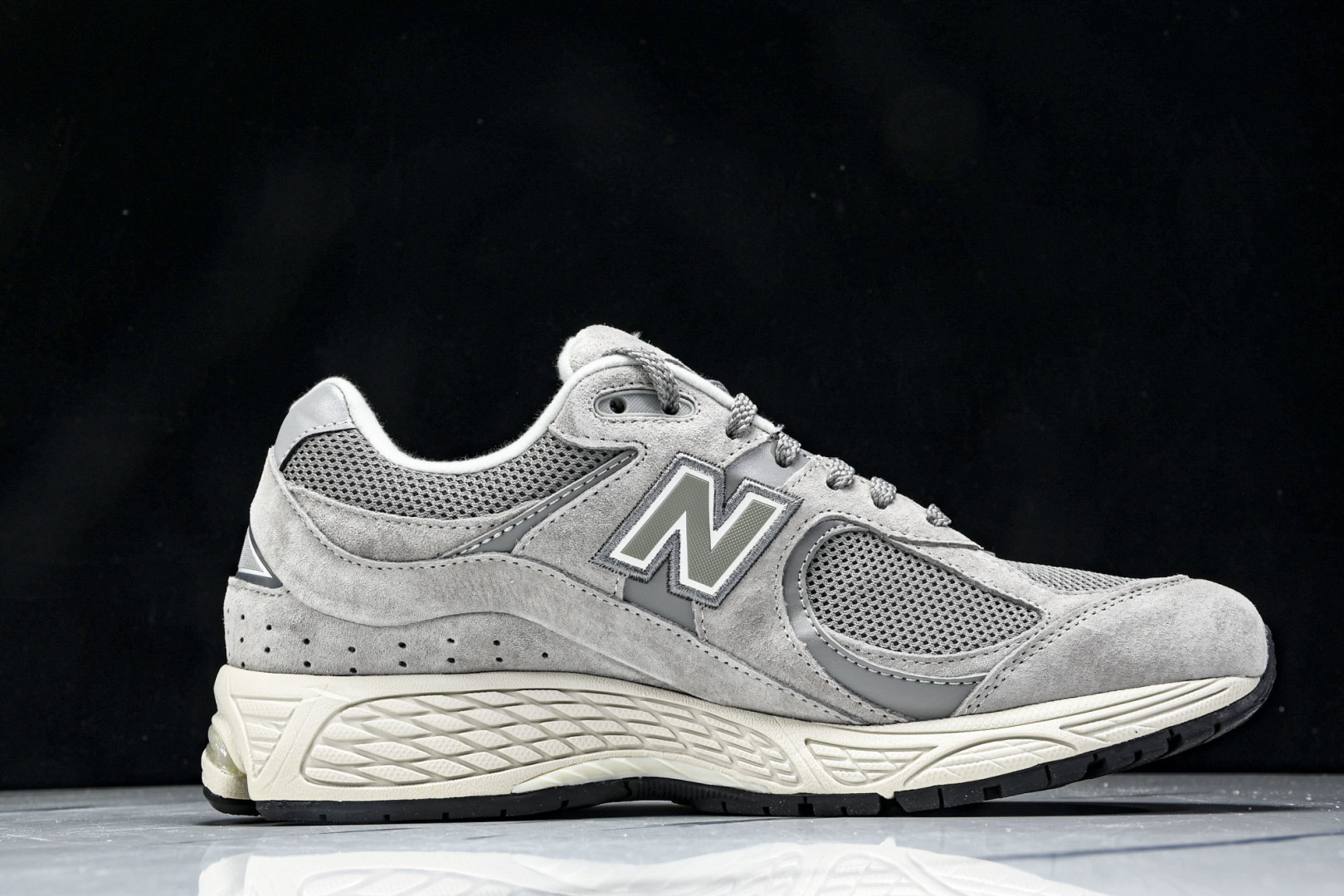  纯原 New Balance NB 2002R 浅灰色  ML2002RC 尺码 36 37 37.5