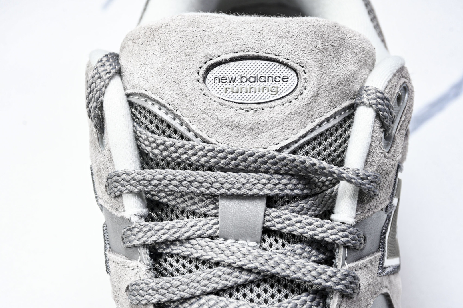  纯原 New Balance NB 2002R 浅灰色  ML2002RC 尺码 36 37 37.5