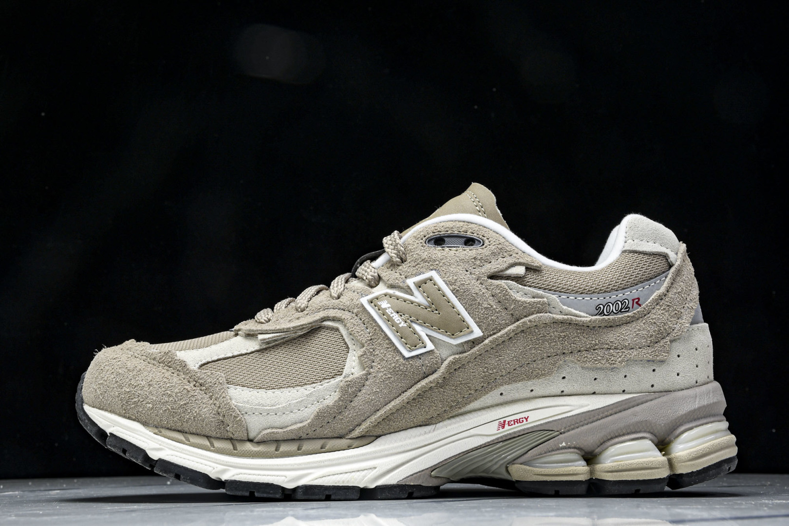  纯原 New Balance NB 2002R 浅卡其 M2002RDL 尺码 36 37 37.5 