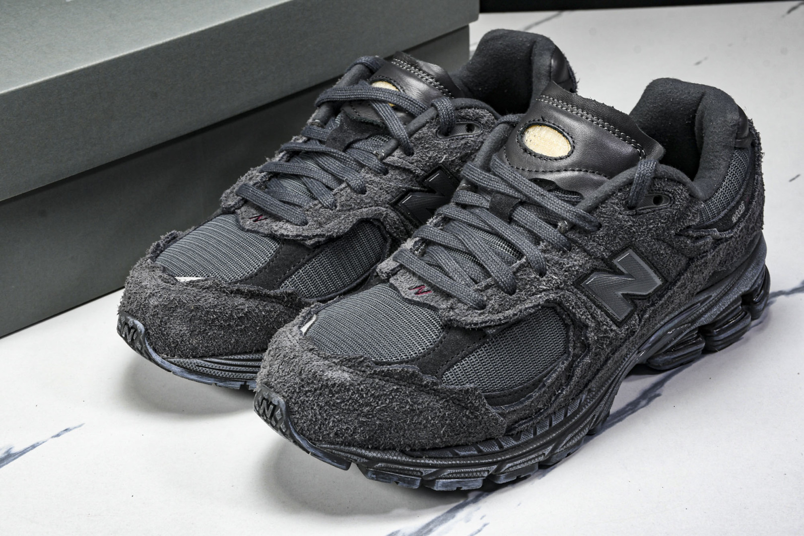  纯原 New Balance NB 2002R 深灰色 M2002RDB 尺码 36 37 37.5 