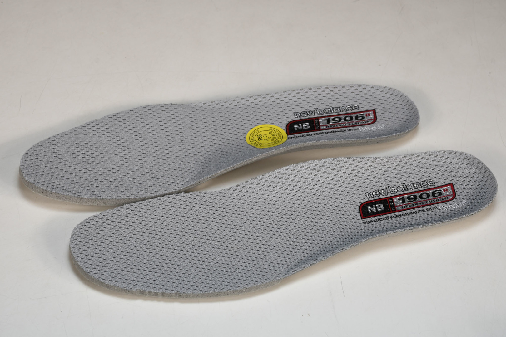  New Balance 1906系列复古老爹风休闲运动慢跑鞋 M1906RCA 尺码 36 37 37