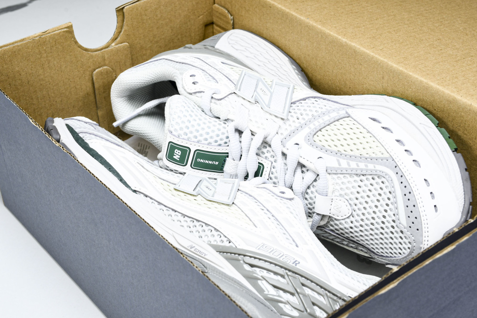  New Balance 1906系列复古老爹风休闲运动慢跑鞋 M1906RGP 尺码 36 37 37