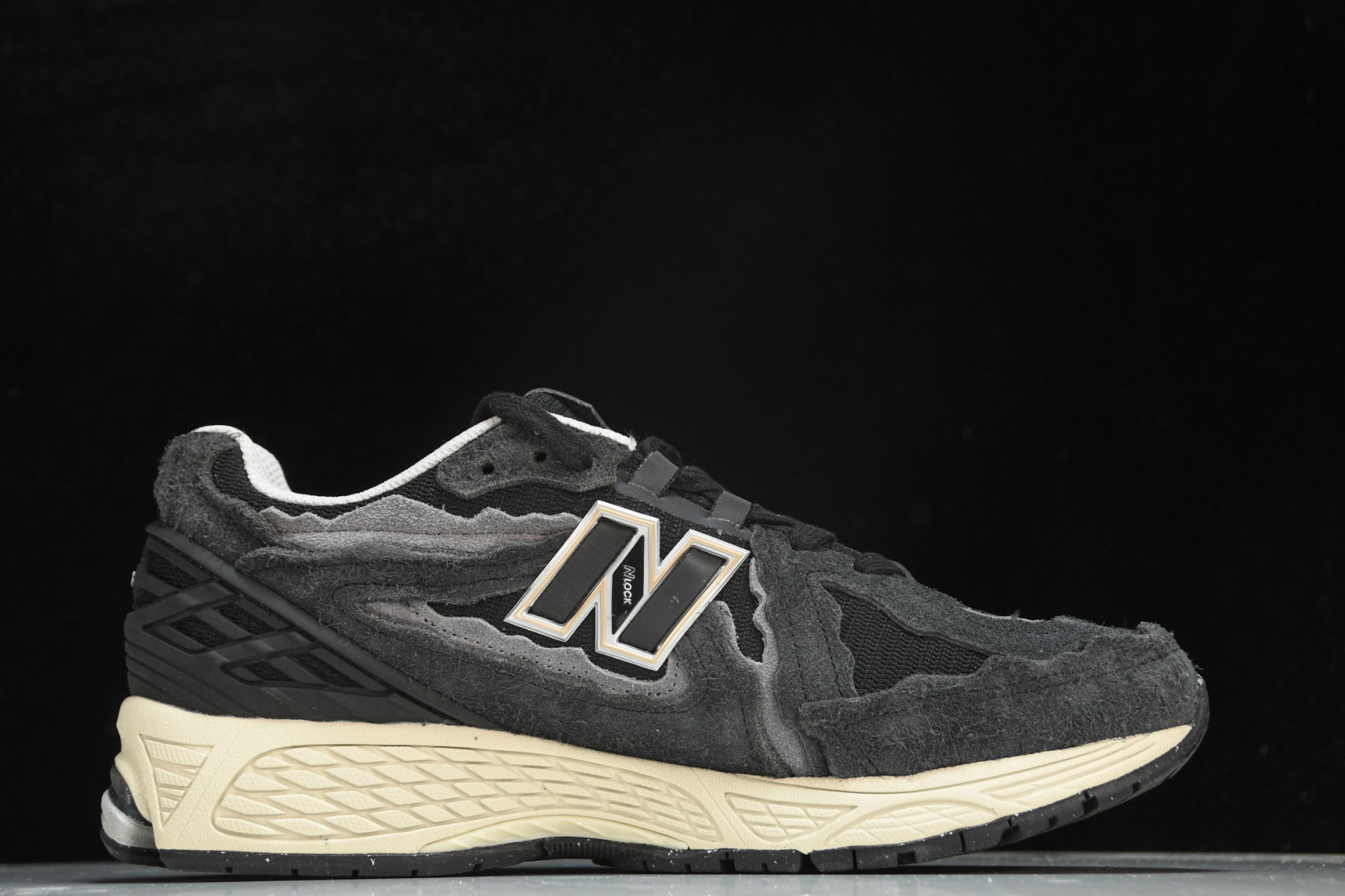  New Balance 1906系列复古老爹风休闲运动慢跑鞋 M1906RK 尺码 36 37 37.