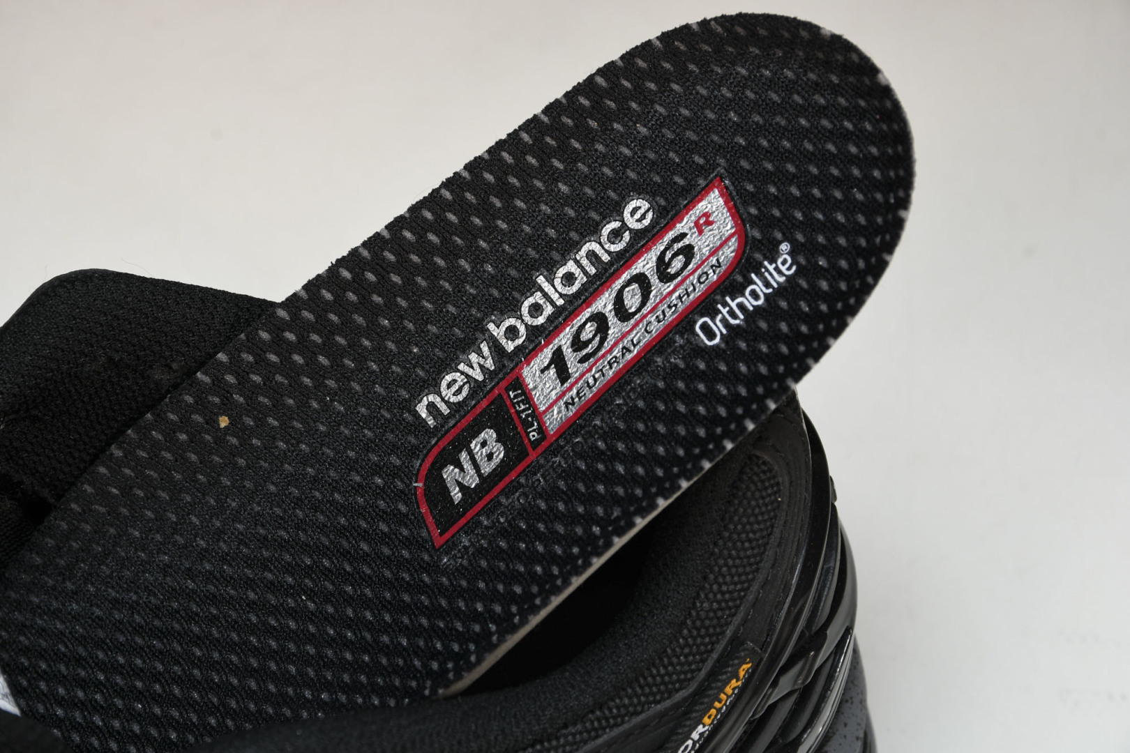  New Balance 1906系列复古老爹风休闲运动慢跑鞋 M1906ROC 尺码 36 37 37