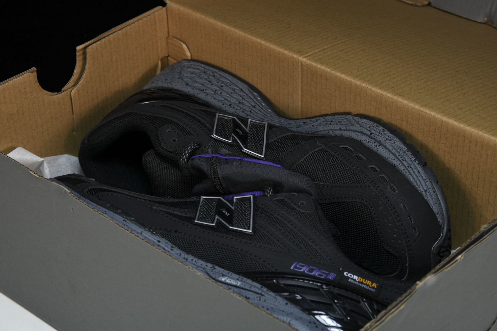  New Balance 1906系列复古老爹风休闲运动慢跑鞋 M1906ROC 尺码 36 37 37