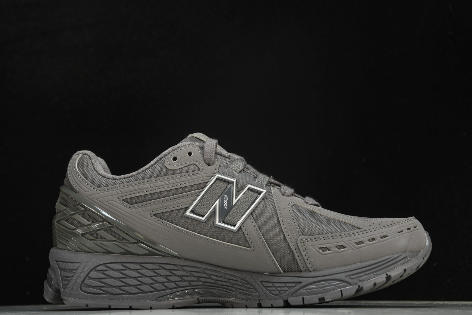  New Balance 1906系列复古老爹风休闲运动慢跑鞋 M1906RU 尺码 36 37 37.