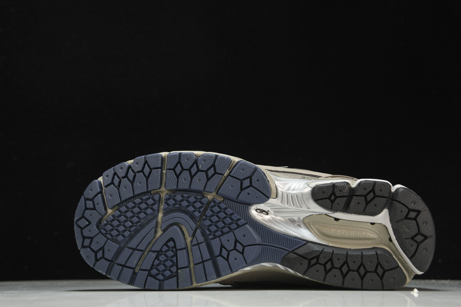  New Balance 1906系列复古老爹风休闲运动慢跑鞋 W1906RB 尺码 36 37 37.