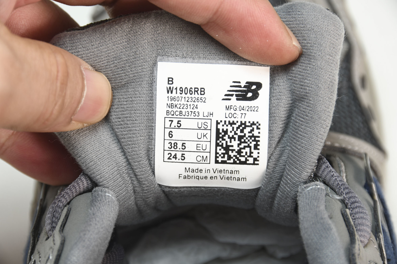  New Balance 1906系列复古老爹风休闲运动慢跑鞋 W1906RB 尺码 36 37 37.