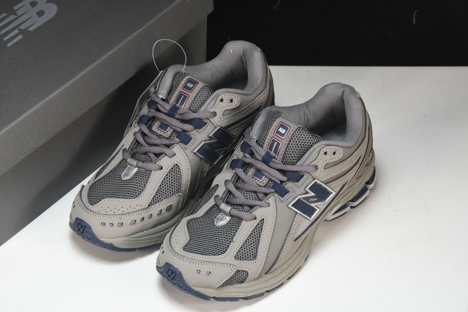  New Balance 1906系列复古老爹风休闲运动慢跑鞋 W1906RB 尺码 36 37 37.