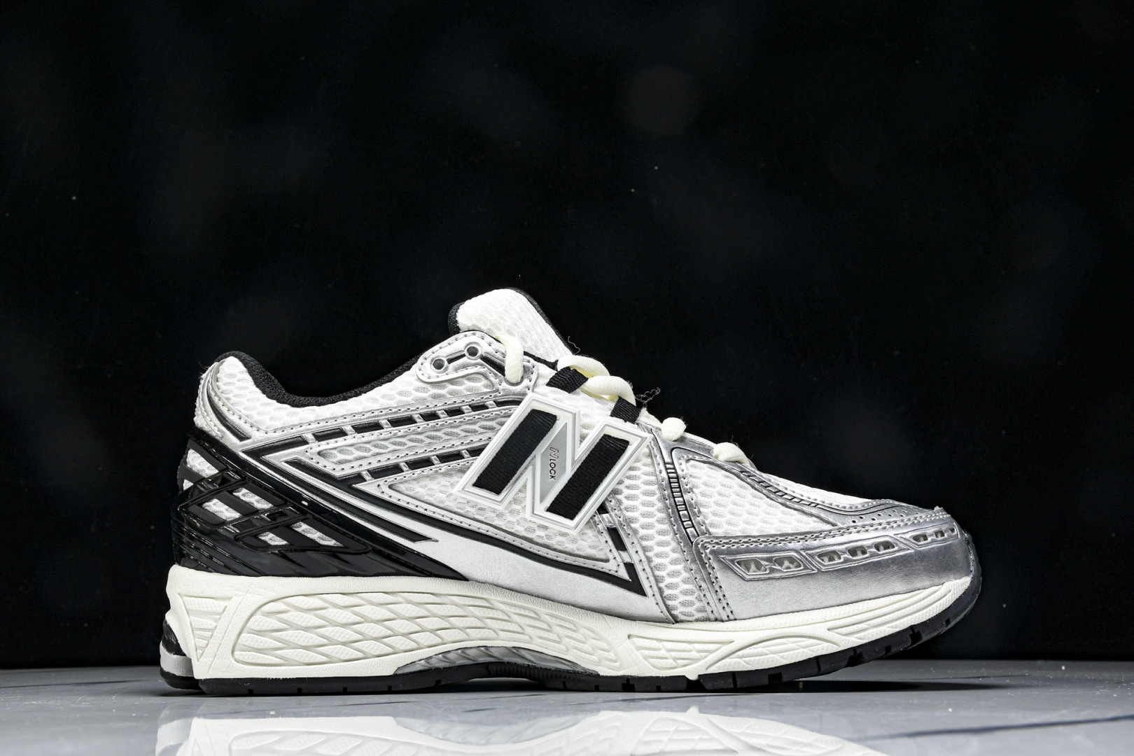  New Balance NB 1906R 白色银色黑色  男女鞋 M1906RCA 尺码 36 37 