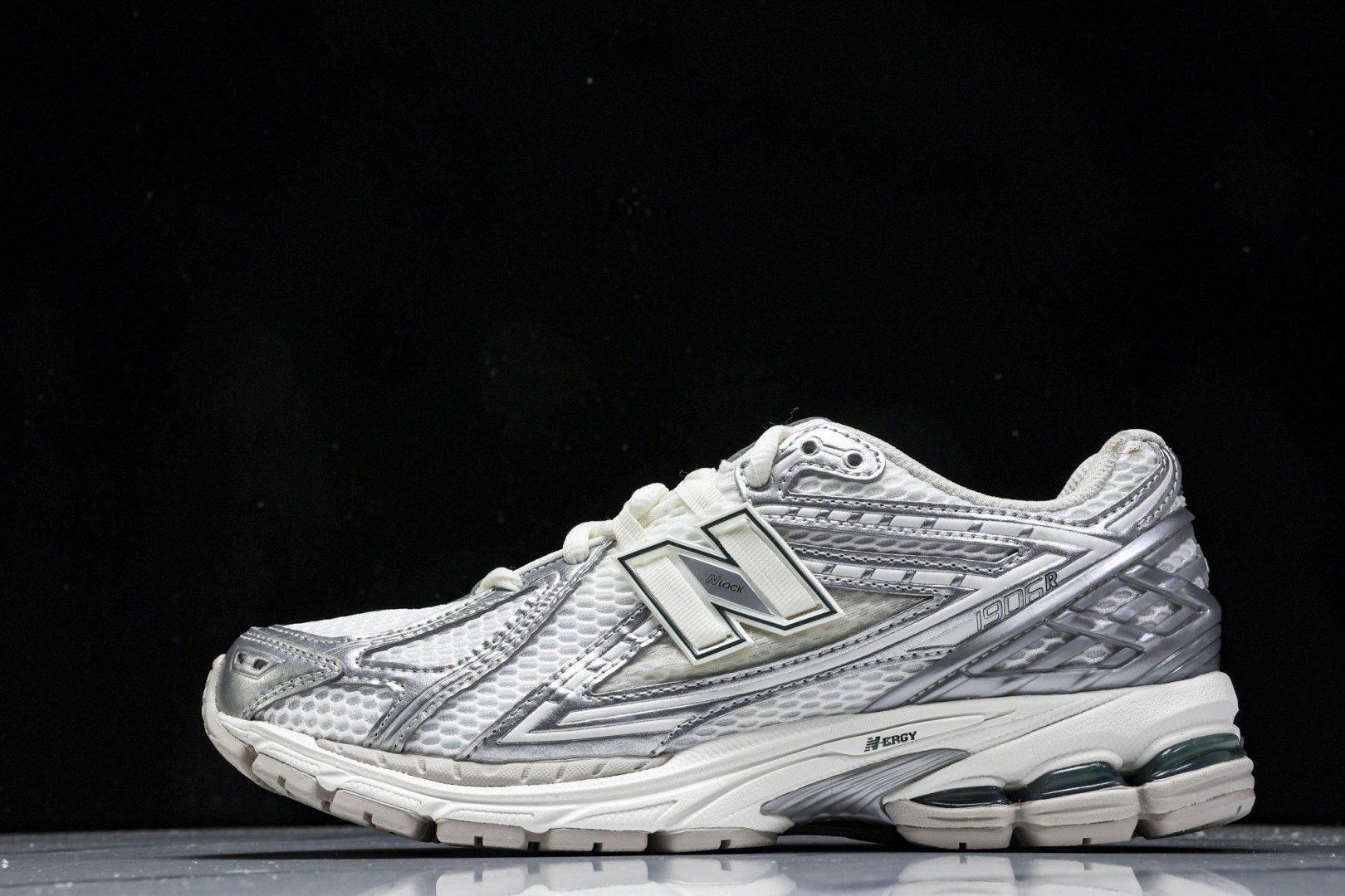  New Balance NB 1906R 白银 M1906REE 尺码 36 37 37.5 38 3