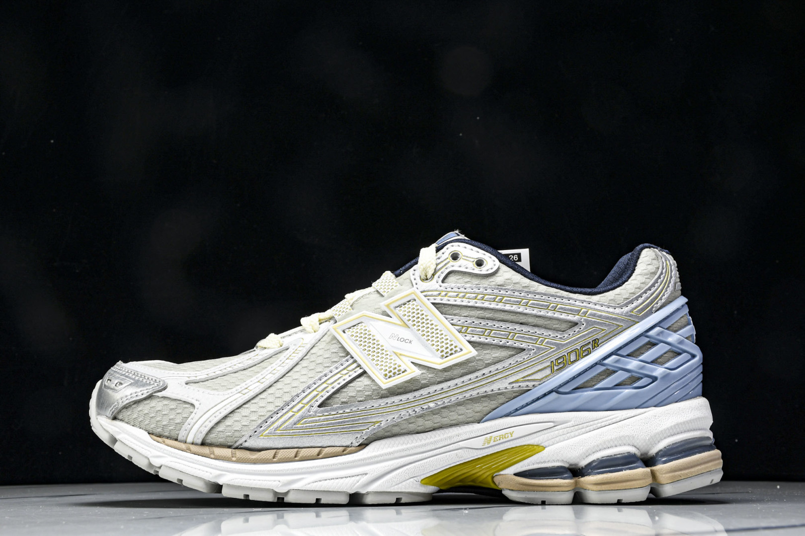  New Balance NB 1906R 蓝色银色  男女鞋 M1906RA 尺码 36 37 37.