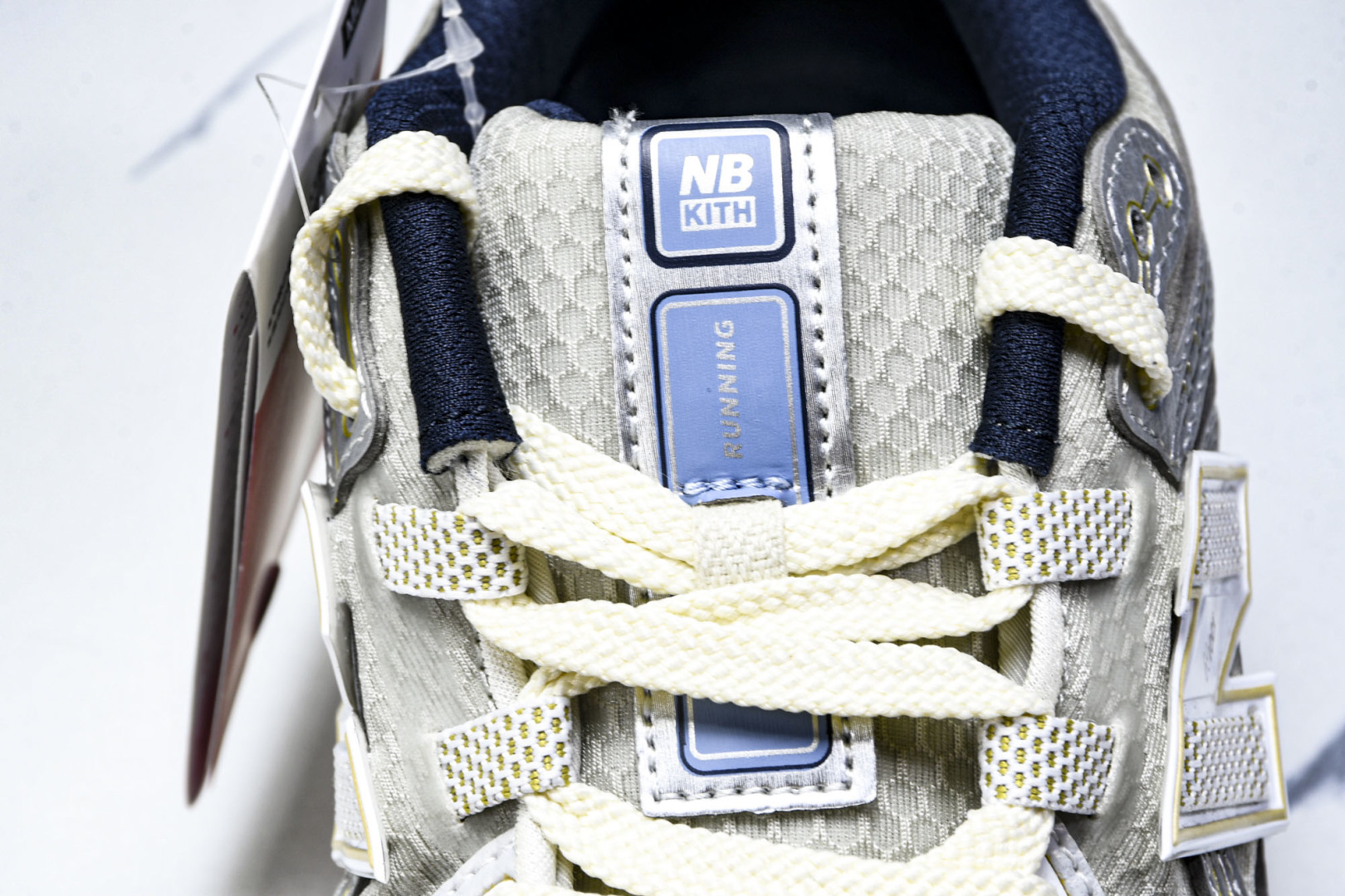  New Balance NB 1906R 蓝色银色  男女鞋 M1906RA 尺码 36 37 37.
