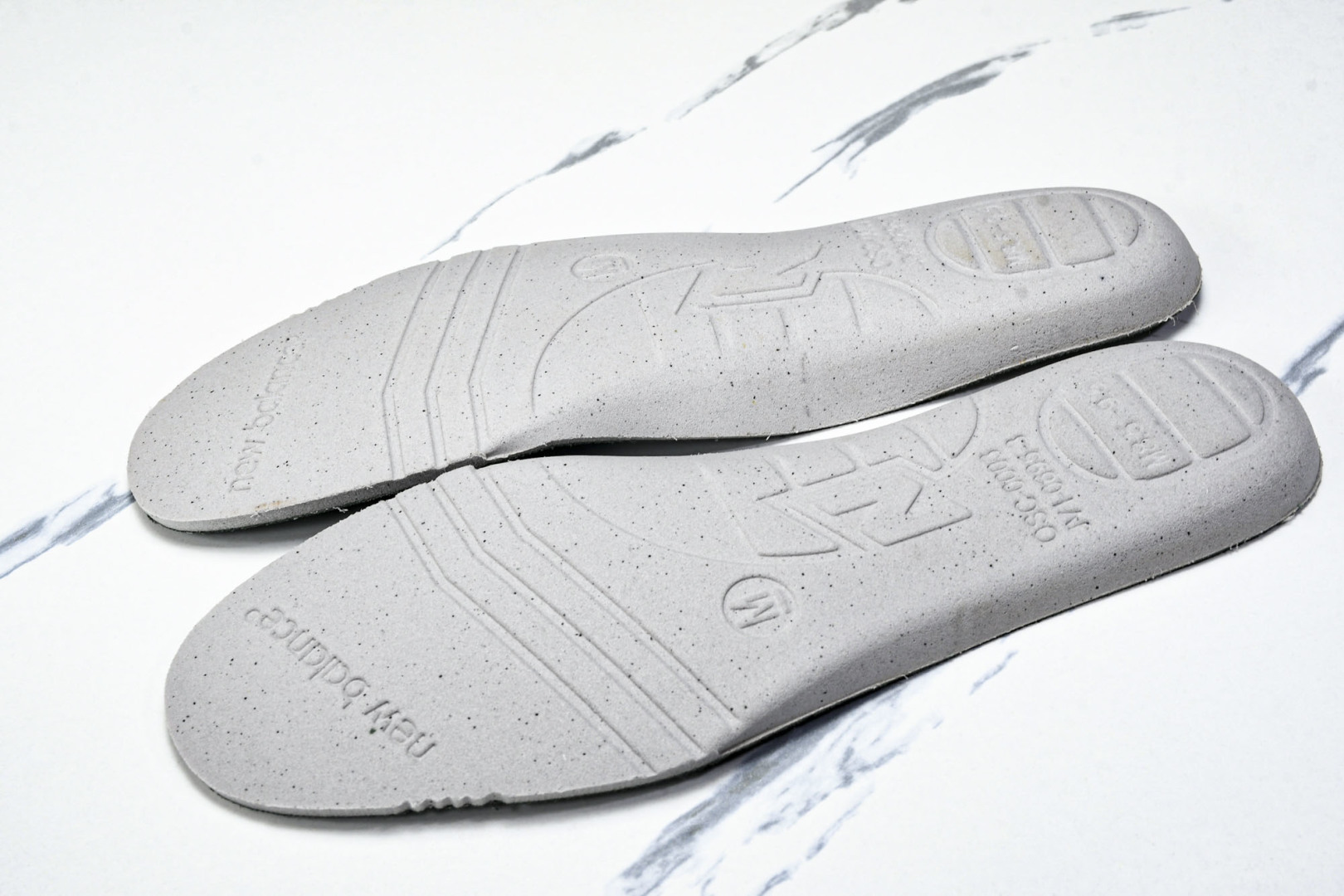  New Balance NB 1906R 绿金 男女鞋 M1906RL1 尺码 36 37 37.5 