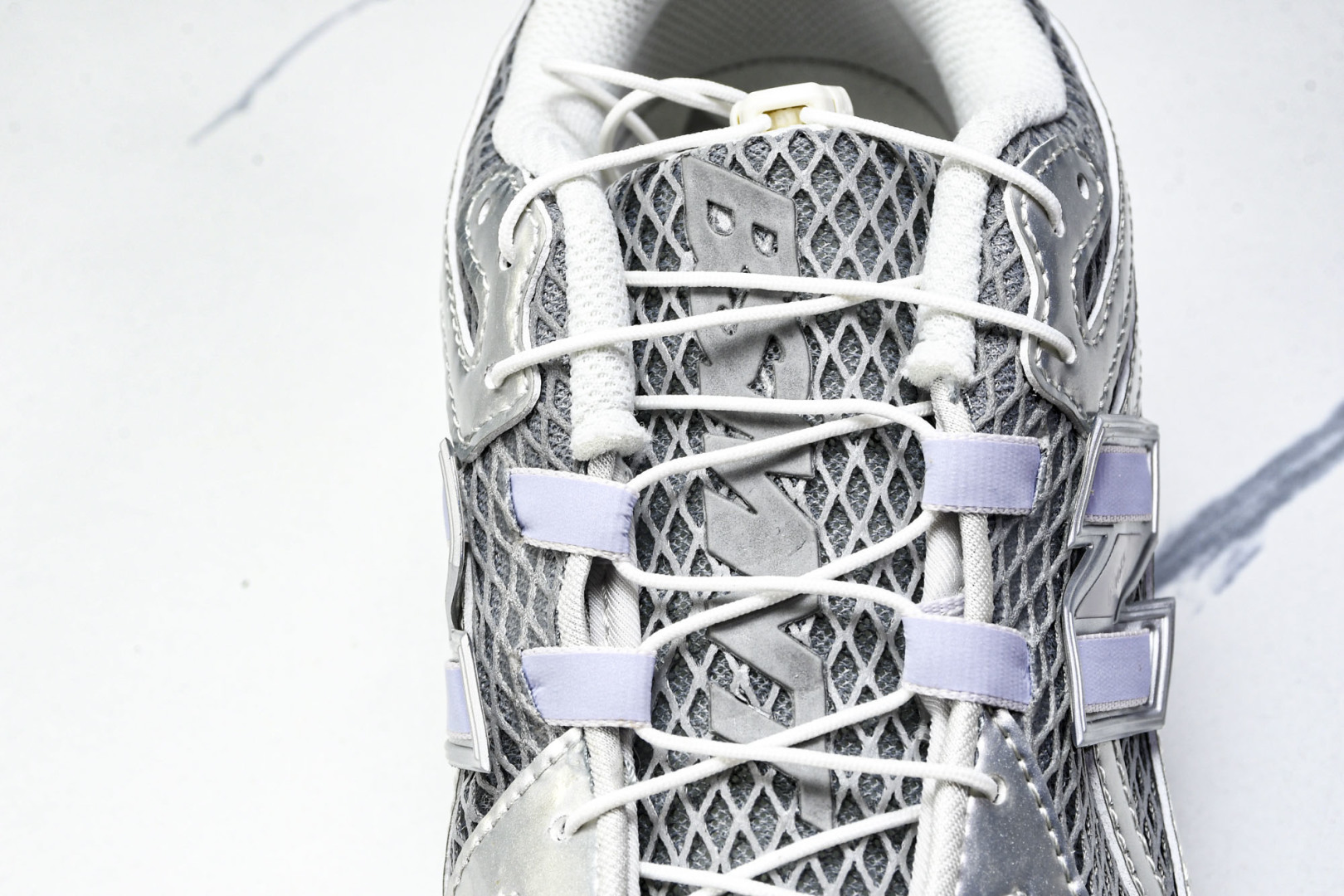  New Balance NB 1906R 银色灰色 男女鞋 M1906RBT 尺码 36 37 37.