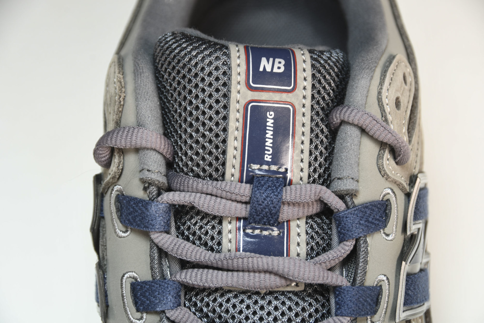  NEW BALANCE 纽巴伦RTI联名款 M1906RB 尺码 36 37 37.5 38 38.5
