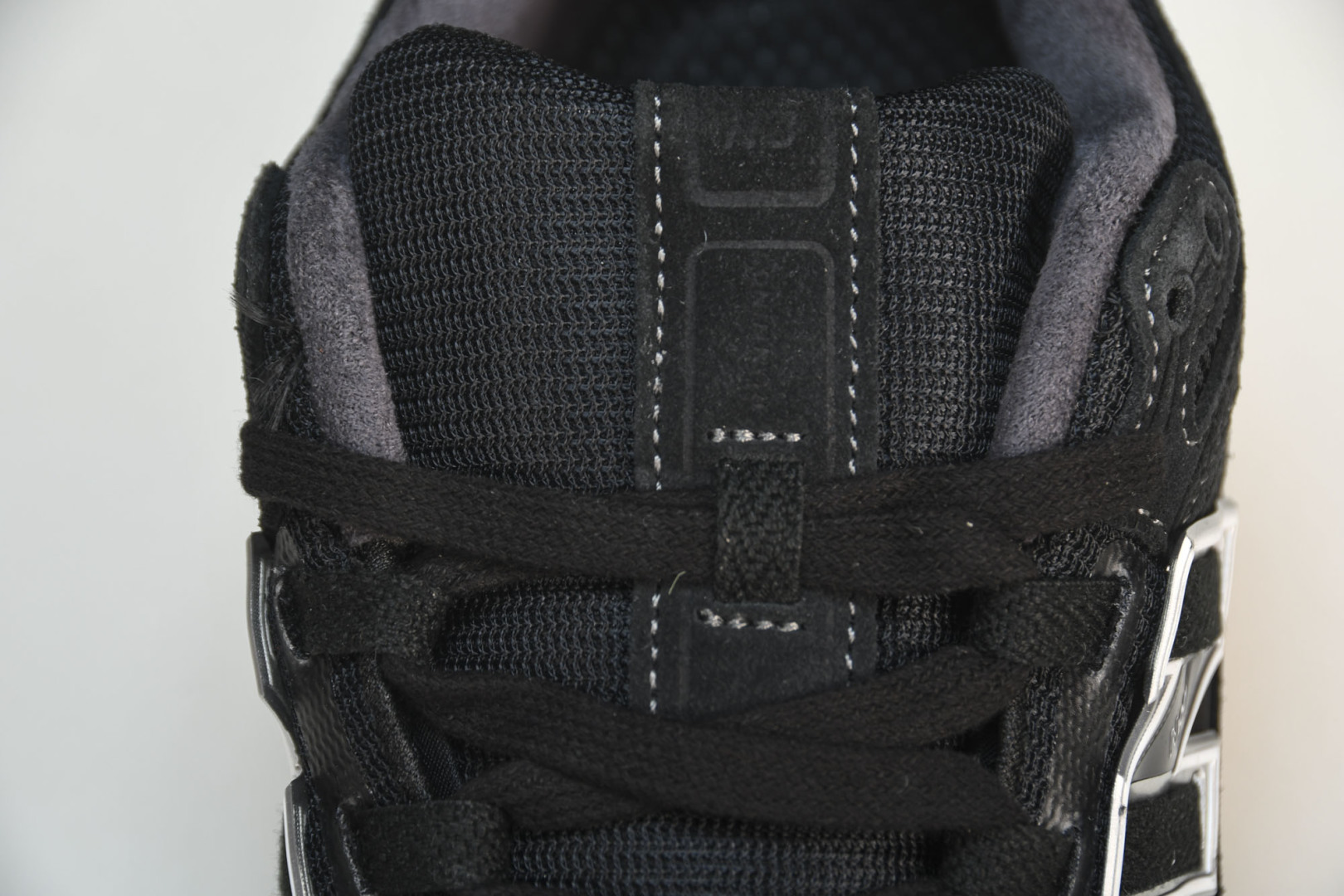  NEW BALANCE 纽巴伦RTI联名款 M1906RK 尺码 36 37 37.5 38 38.5