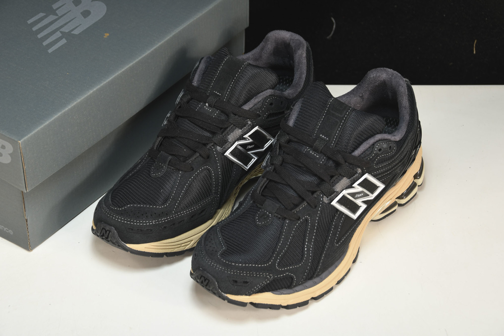 NEW BALANCE 纽巴伦RTI联名款 M1906RK 尺码 36 37 37.5 38 38.5