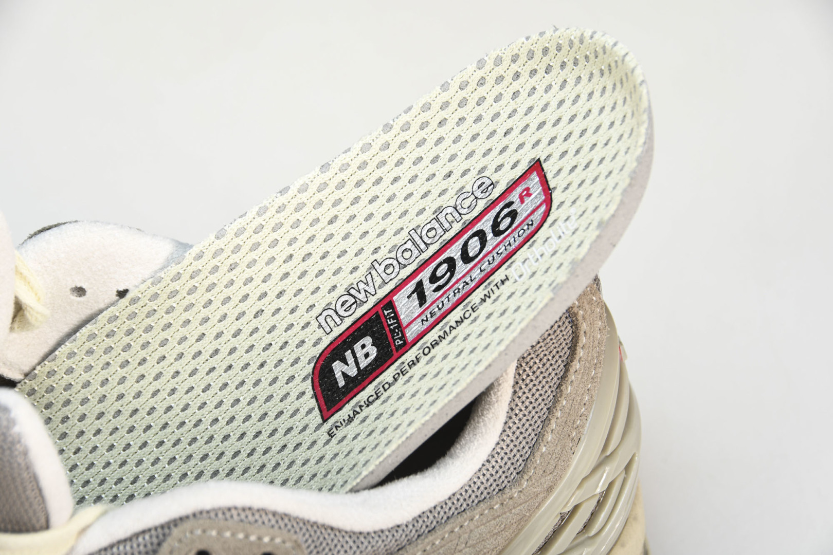  NEW BALANCE 纽巴伦RTI联名款 M1906RL 尺码 36 37 37.5 38 38.5
