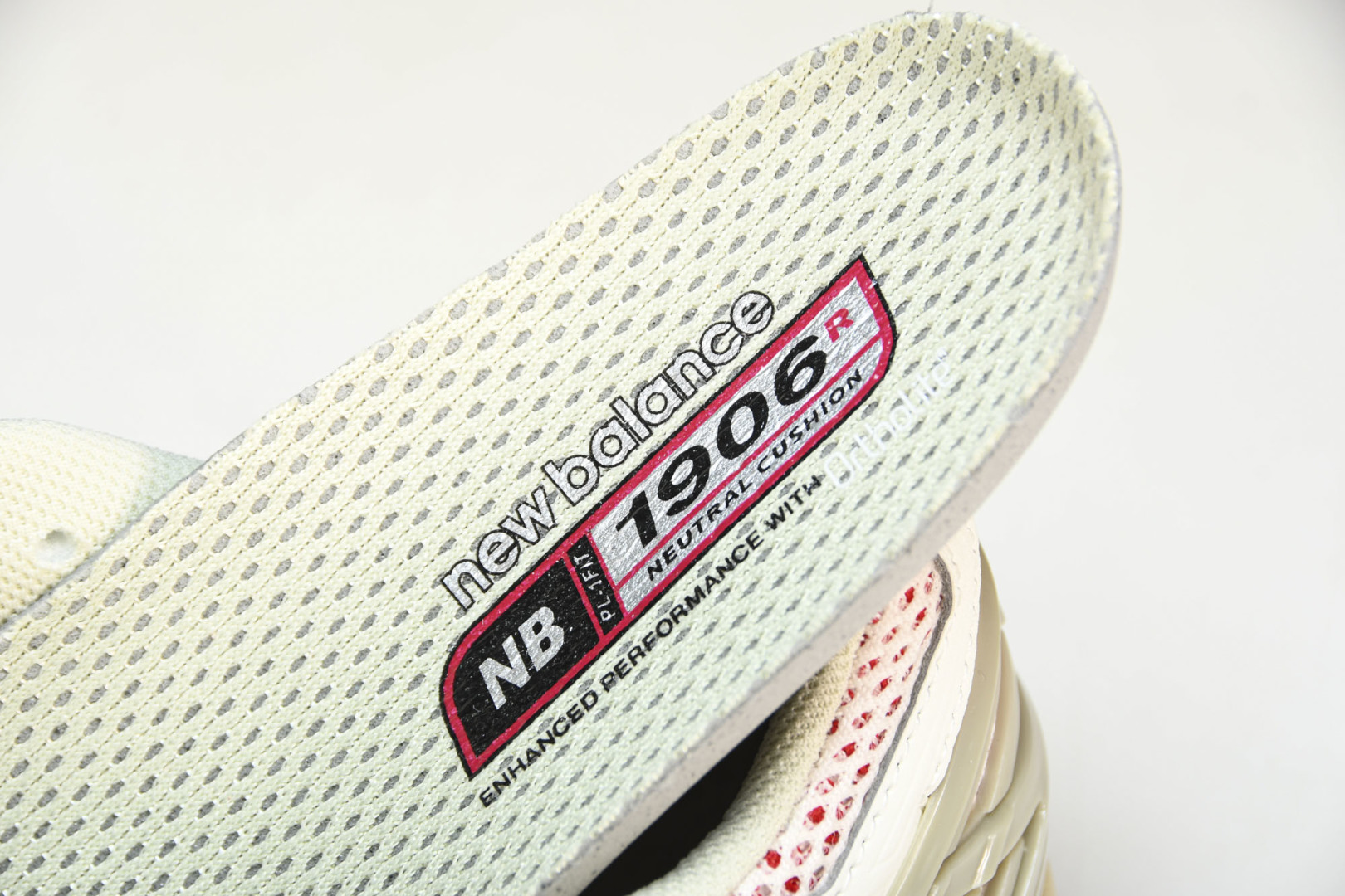  NEW BALANCE 纽巴伦RTI联名款 M1906RO 尺码 36 37 37.5 38 38.5