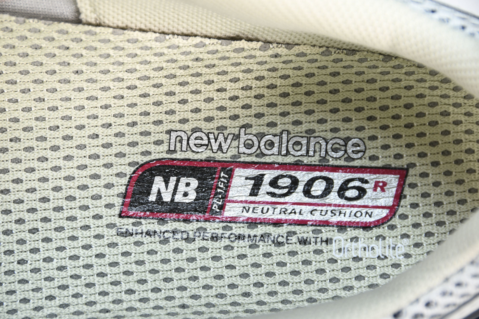  NEW BALANCE 纽巴伦RTI联名款 M1906RR 尺码 36 37 37.5 38 38.5