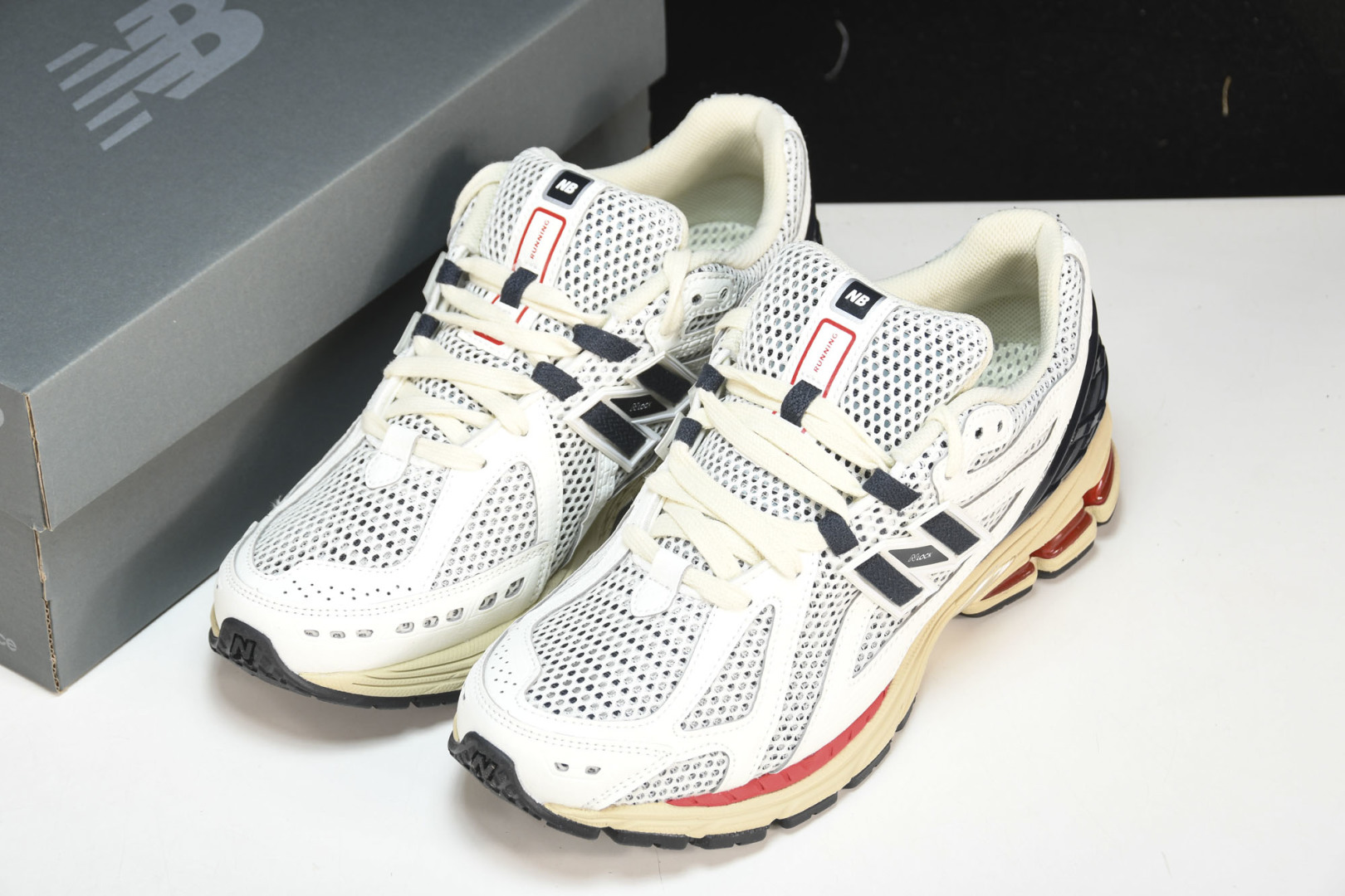  NEW BALANCE 纽巴伦RTI联名款 M1906RR 尺码 36 37 37.5 38 38.5