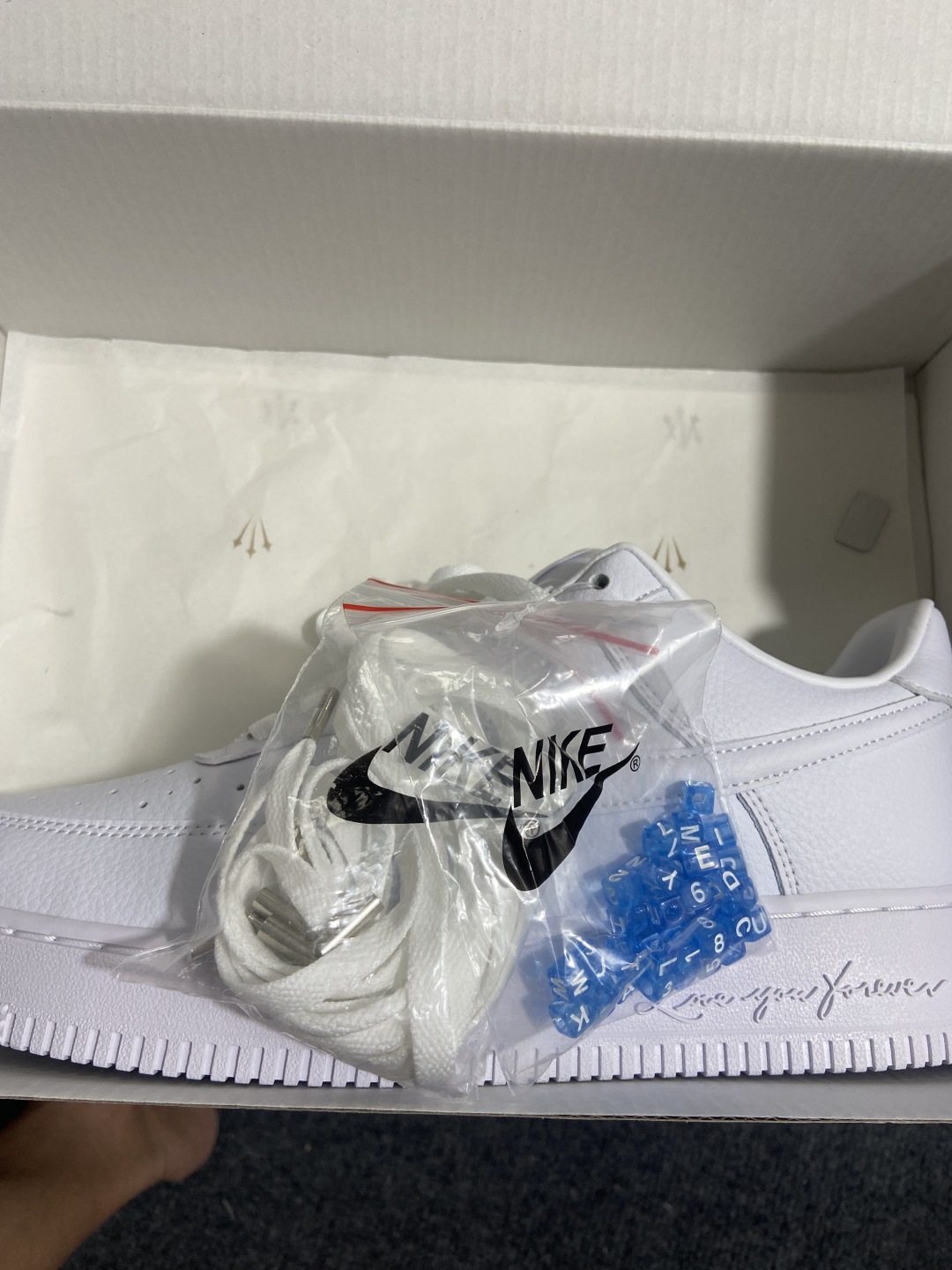 AF1 Drake联名 尺码：35.5-47.5

纯原版出品-NOCTA x NK Air Force