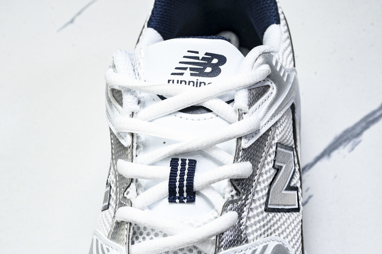   New Balance 530 MR530SG 尺寸 36 37 37.5 38 38.5 39.5