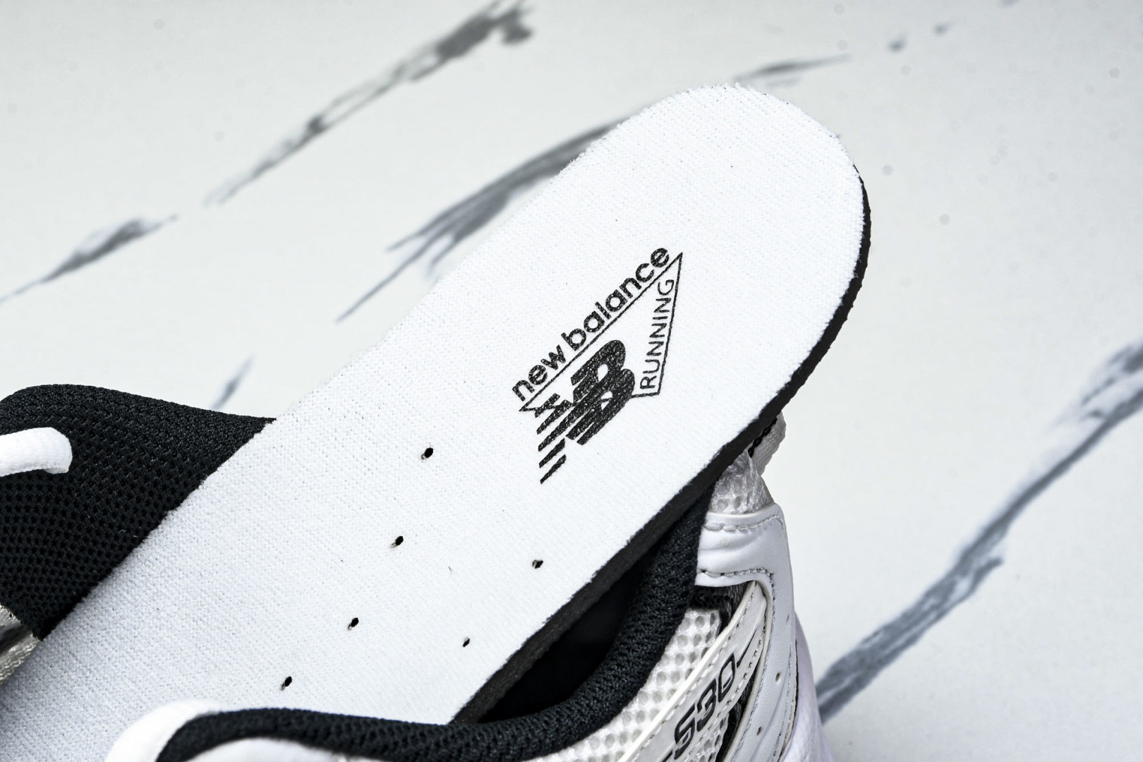   New Balance 530 白色 M530EWB 尺寸 36 37 37.5 38 38.5 3