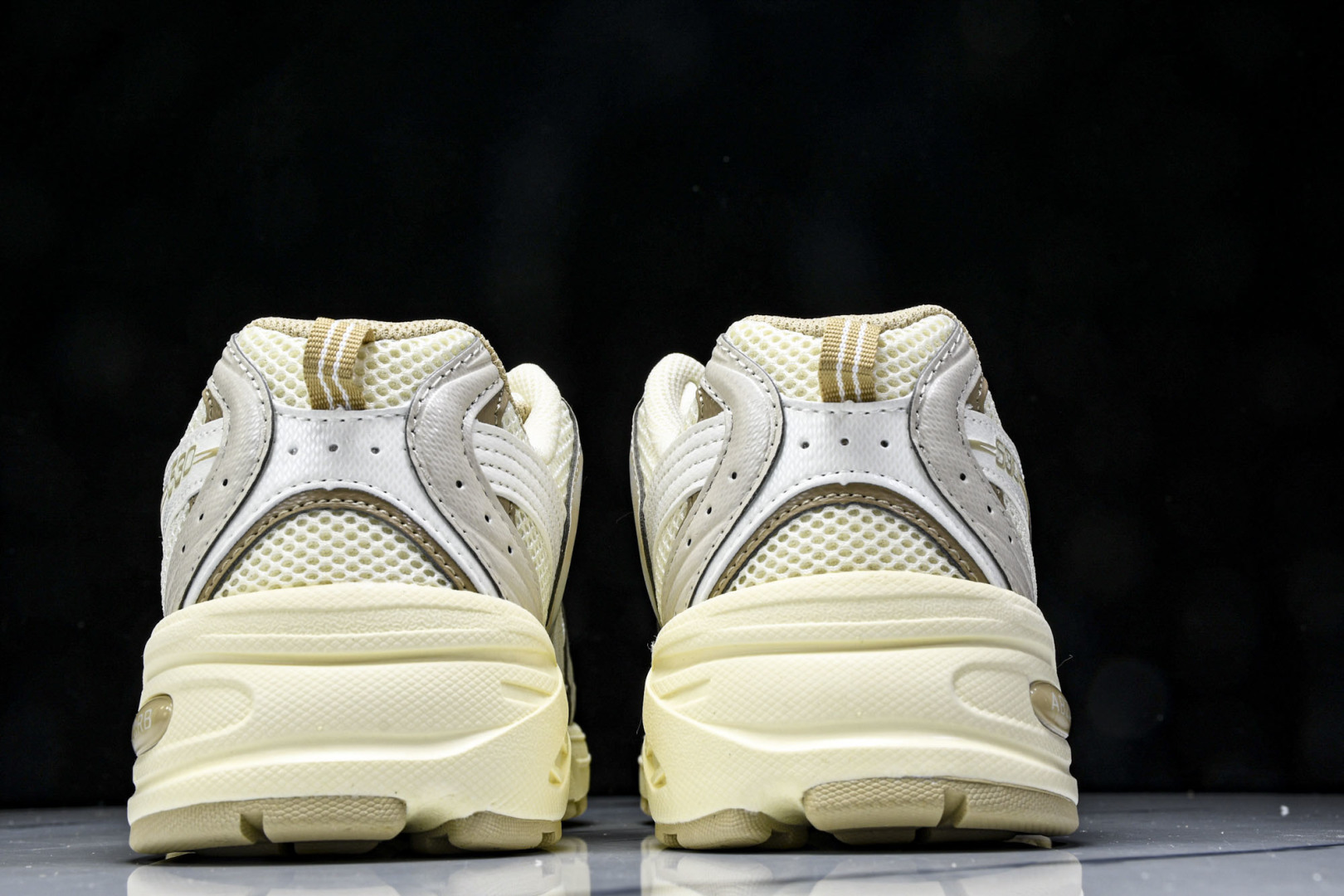   New Balance 530 灰白 MR530AA 尺寸 36 37 37.5 38 38.5 3