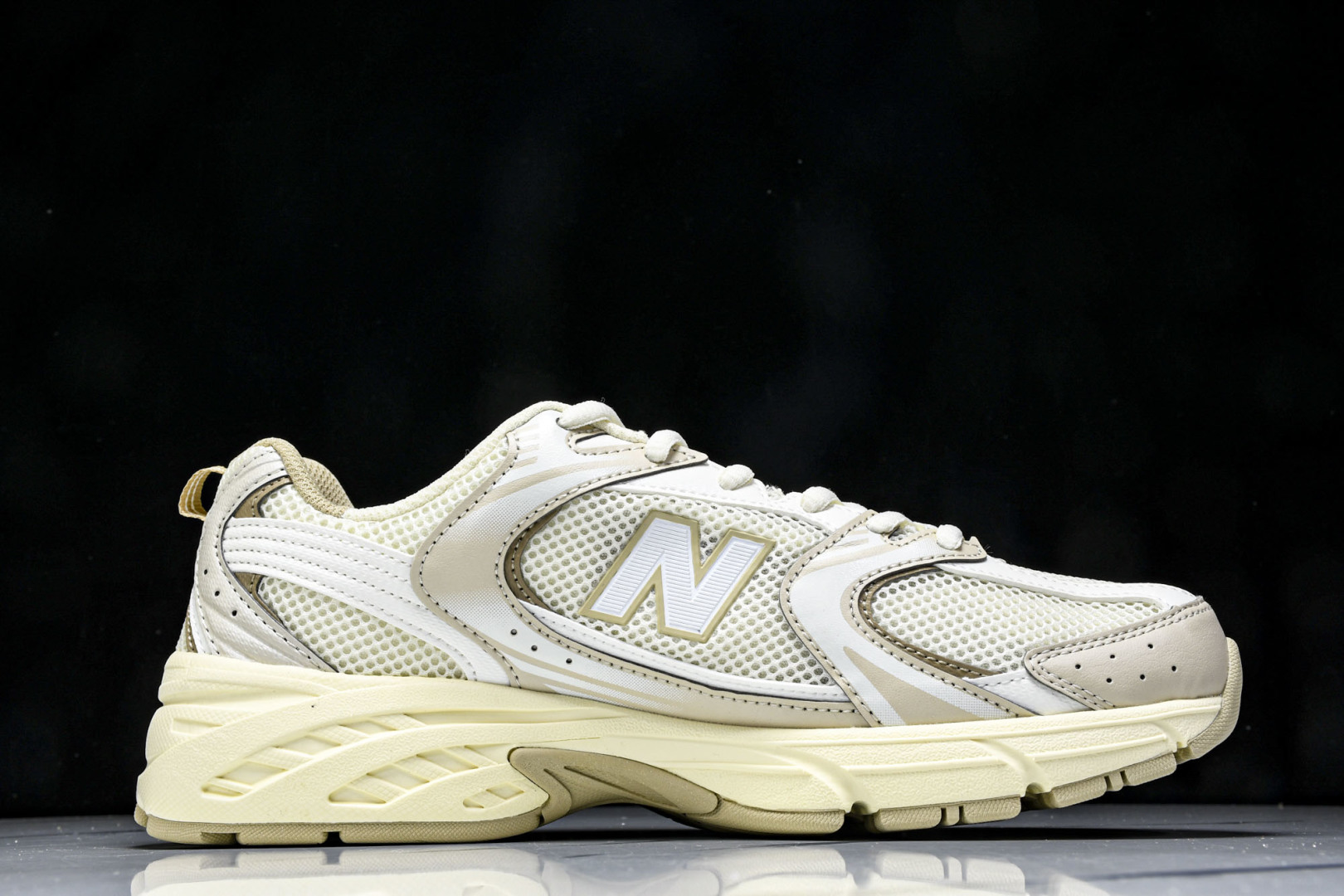   New Balance 530 灰白 MR530AA 尺寸 36 37 37.5 38 38.5 3
