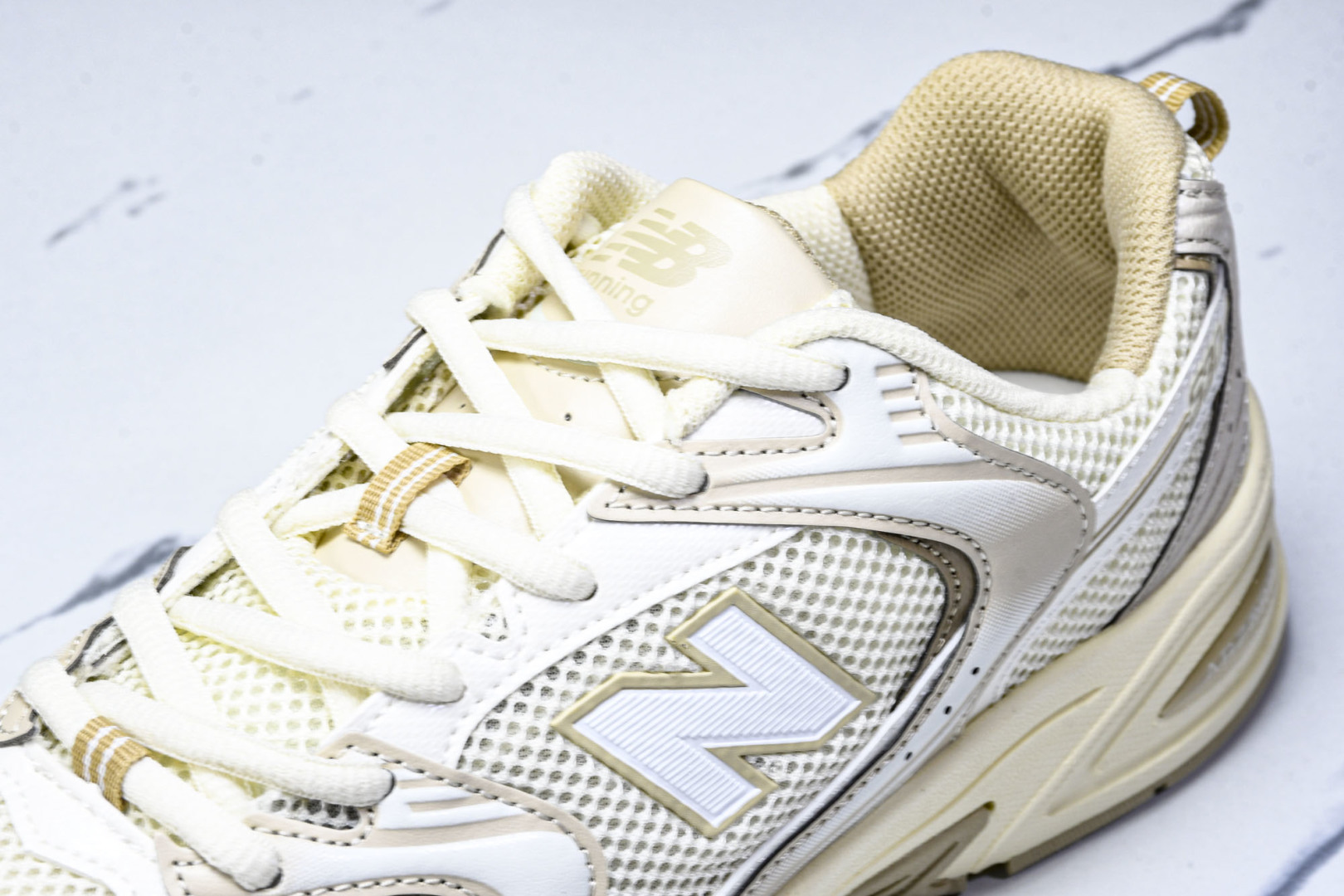   New Balance 530 灰白 MR530AA 尺寸 36 37 37.5 38 38.5 3