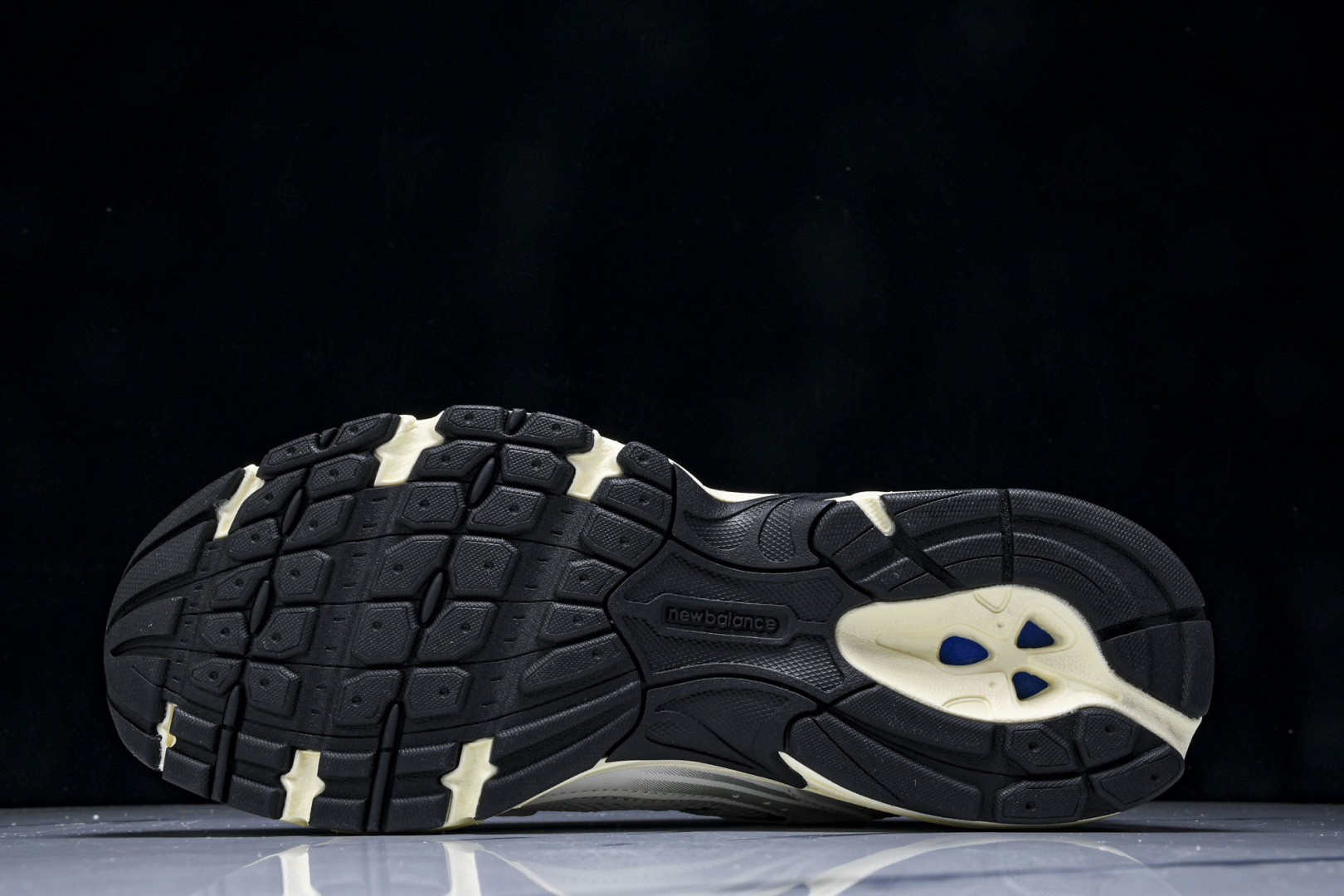   New Balance 530 银色 MR530TA 尺寸 36 37 37.5 38 38.5 3