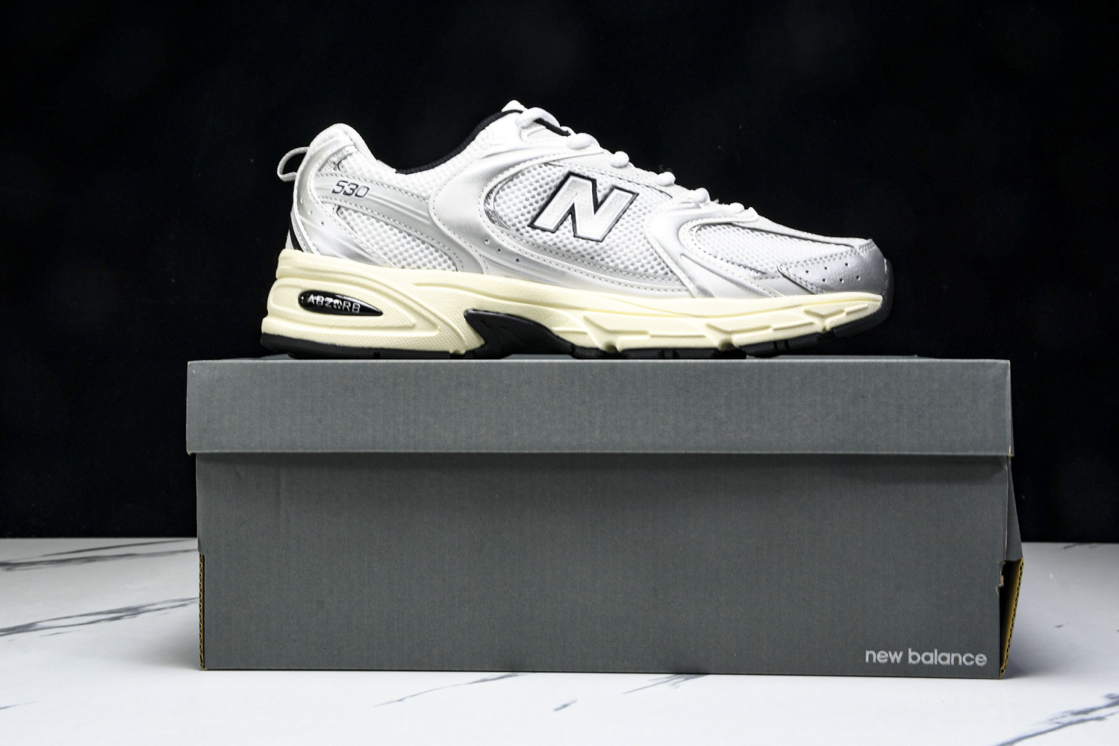   New Balance 530 银色 MR530TA 尺寸 36 37 37.5 38 38.5 3