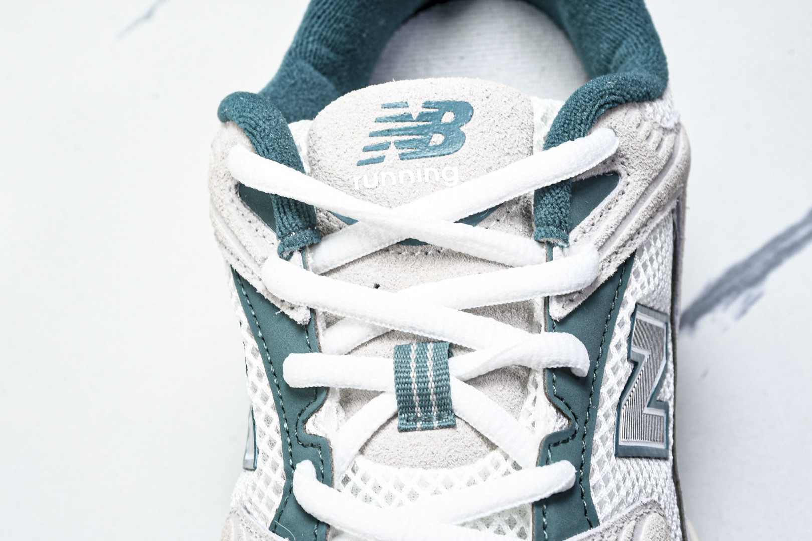   New Balance NB 530 白灰绿 MR530QA 尺寸 36 37 37.5 38 38