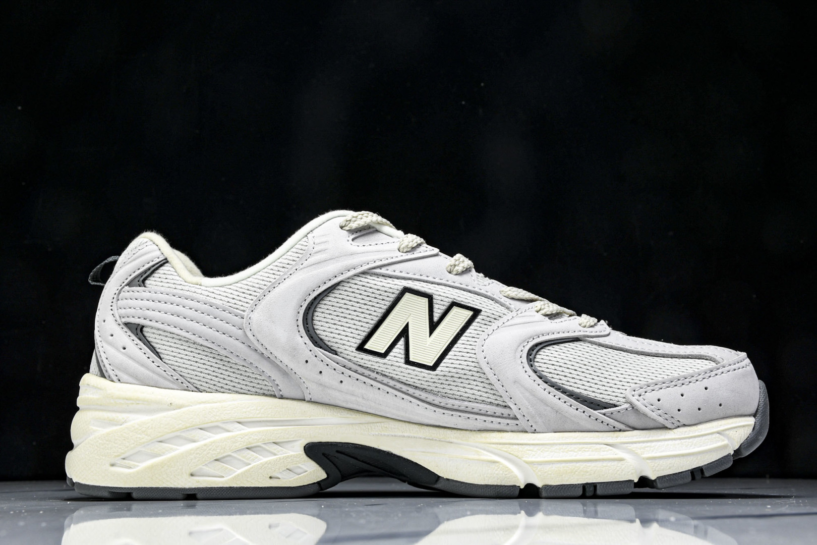   New Balance NB 530 灰白 MR530DG 尺寸 36 37 37.5 38 38.