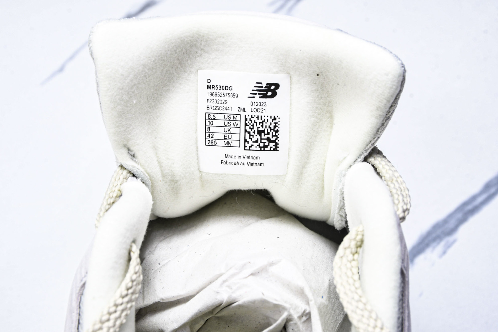   New Balance NB 530 灰白 MR530DG 尺寸 36 37 37.5 38 38.