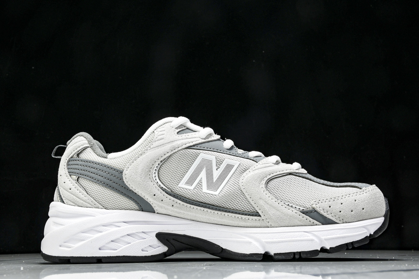   New Balance NB 530 灰色 MR530CB 尺寸 36 37 37.5 38 38.