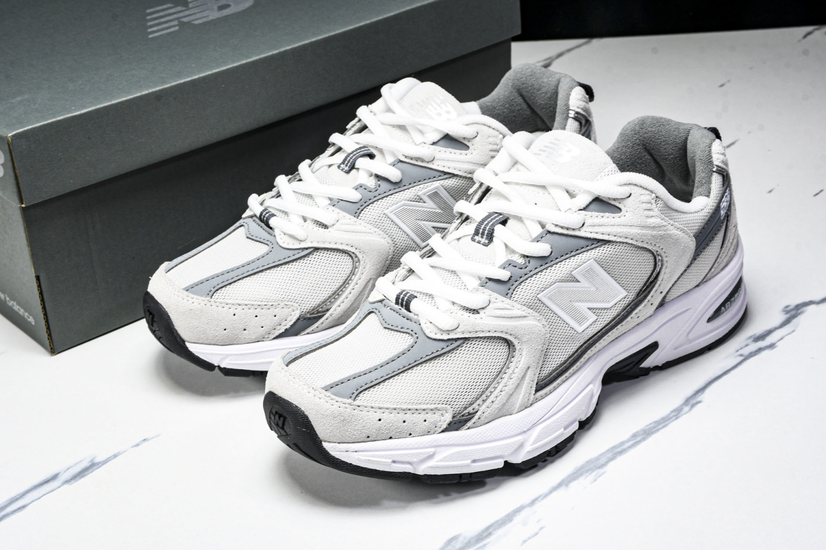   New Balance NB 530 灰色 MR530CB 尺寸 36 37 37.5 38 38.