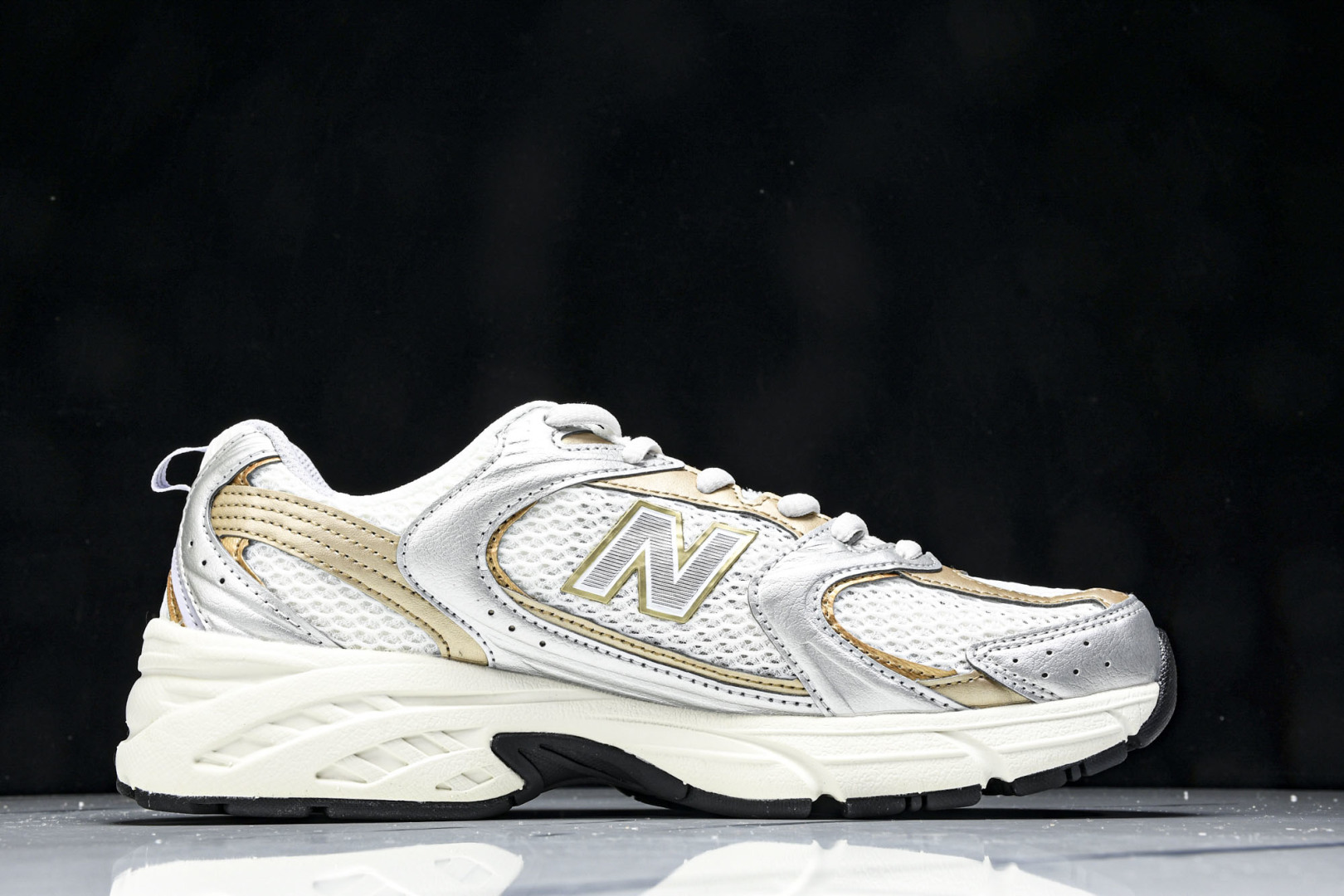   New Balance NB 530 金色 MR530ZG 尺寸 36 37 37.5 38 38.