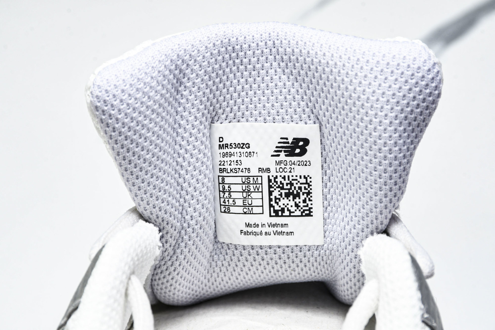   New Balance NB 530 金色 MR530ZG 尺寸 36 37 37.5 38 38.