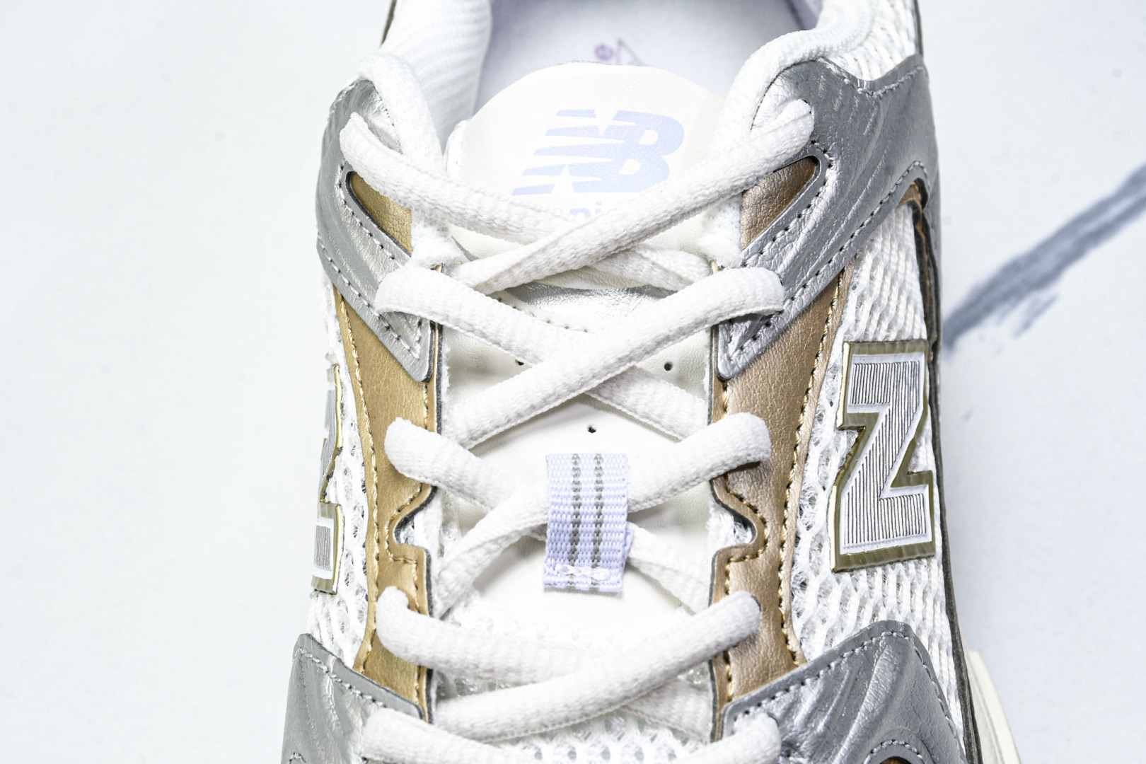   New Balance NB 530 金色 MR530ZG 尺寸 36 37 37.5 38 38.