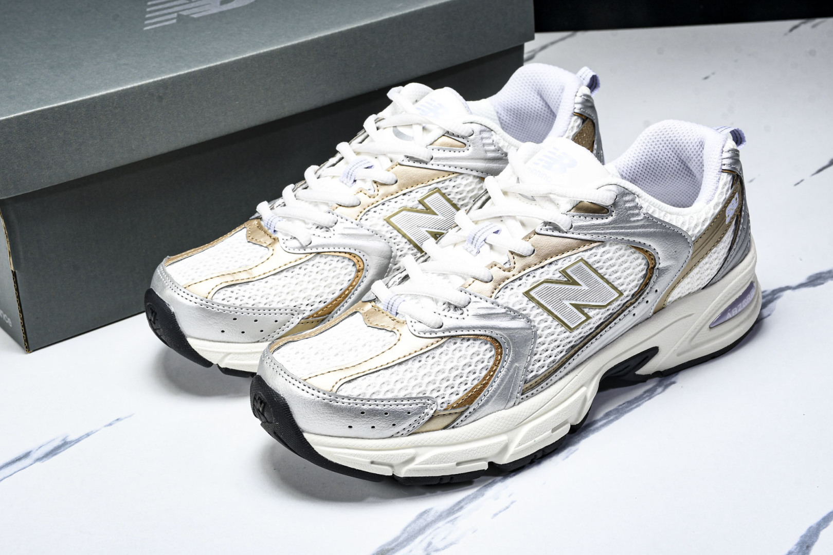   New Balance NB 530 金色 MR530ZG 尺寸 36 37 37.5 38 38.