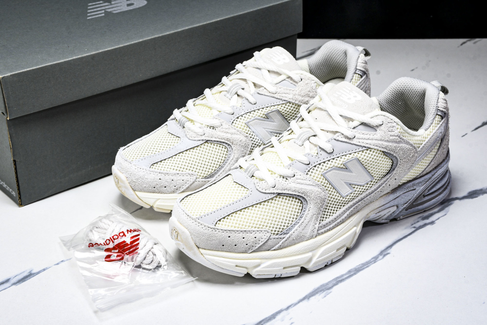   New Balance NB 530 米白粉 MR530MR 尺寸 36 37 37.5 38 38