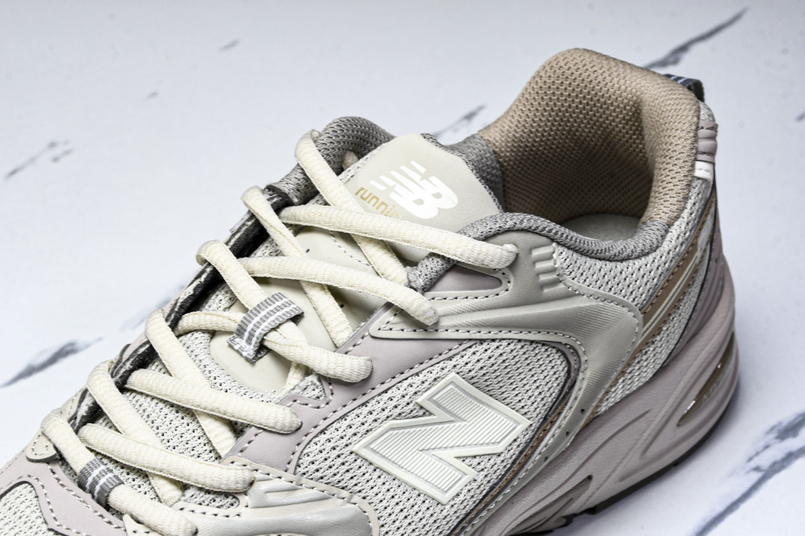   New Balance NB 530 浅大象灰 MR530KOB 尺寸 36 37 37.5 38 