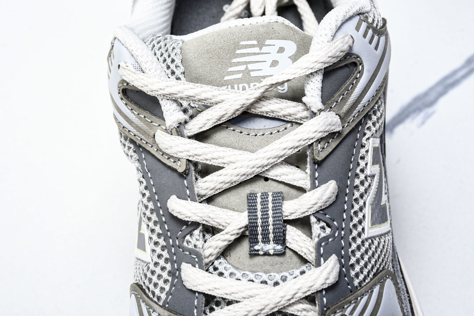   New Balance NB 530 银灰色 MR530TG 尺寸 36 37 37.5 38 38