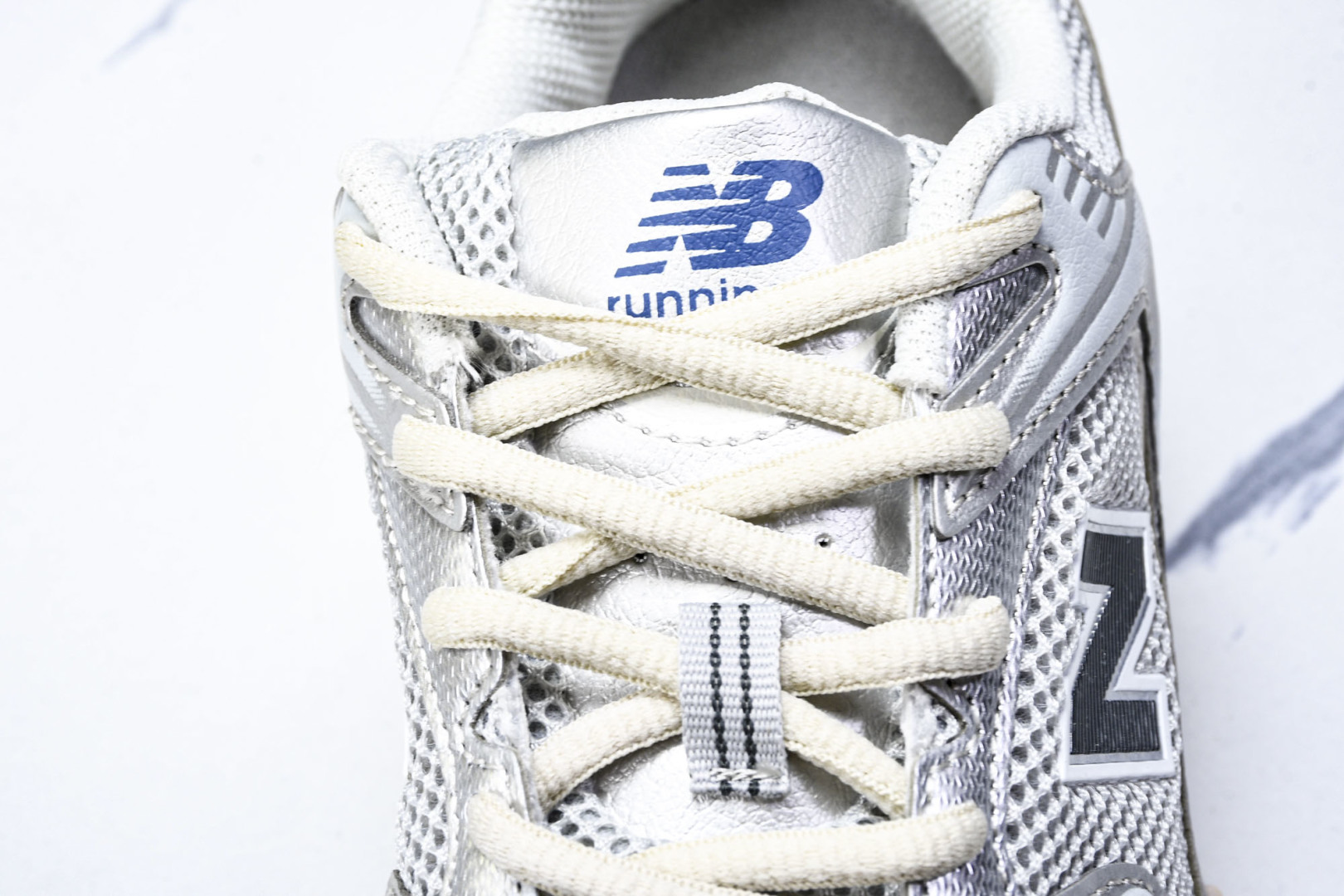   New Balance NB 530 银色 MR530VS 尺寸 36 37 37.5 38 38.
