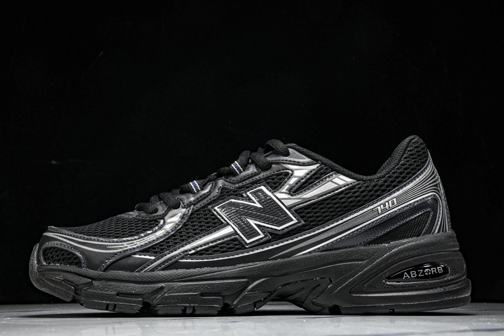  New Balance 740系列复古老爹风休闲运动慢跑鞋 U740BM2 尺寸 36 37 37.5
