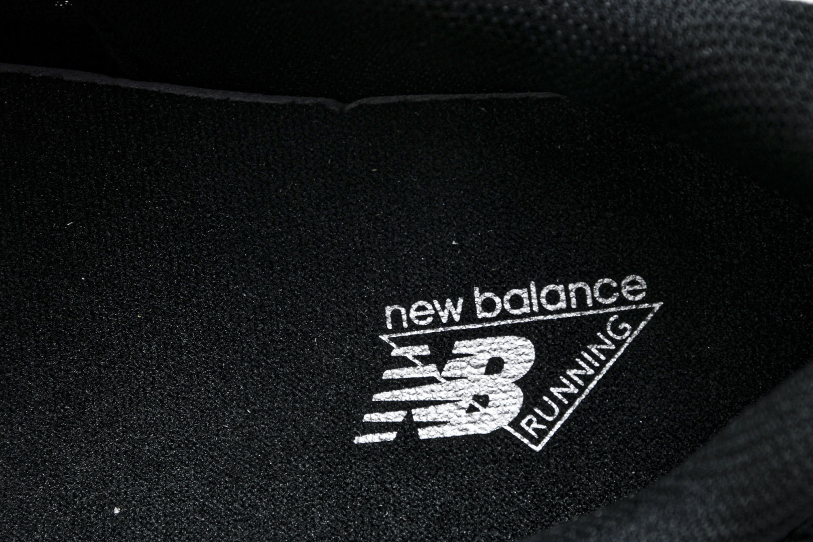  New Balance 740系列复古老爹风休闲运动慢跑鞋 U740BM2 尺寸 36 37 37.5