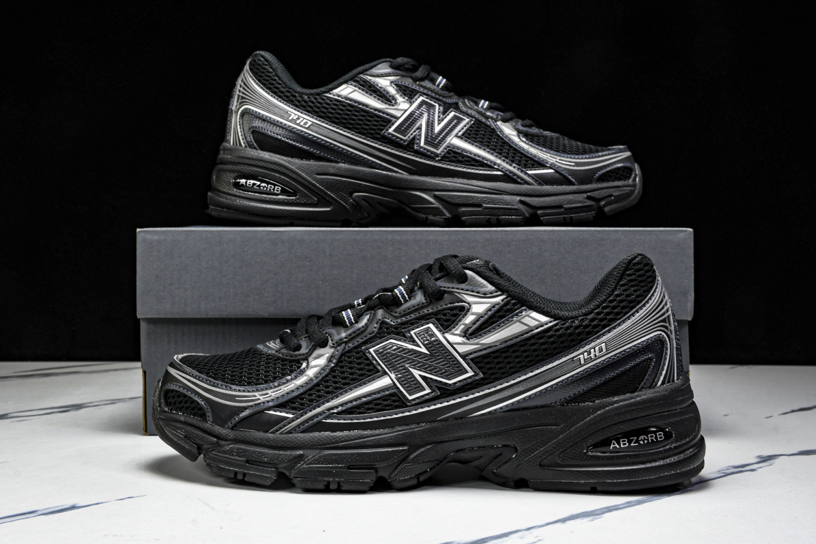  New Balance 740系列复古老爹风休闲运动慢跑鞋 U740BM2 尺寸 36 37 37.5